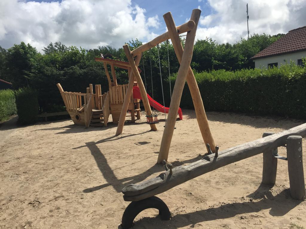 Vakantiepark Dennenoord デン・ブルグ エクステリア 写真