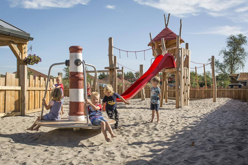 Vakantiepark Dennenoord デン・ブルグ エクステリア 写真